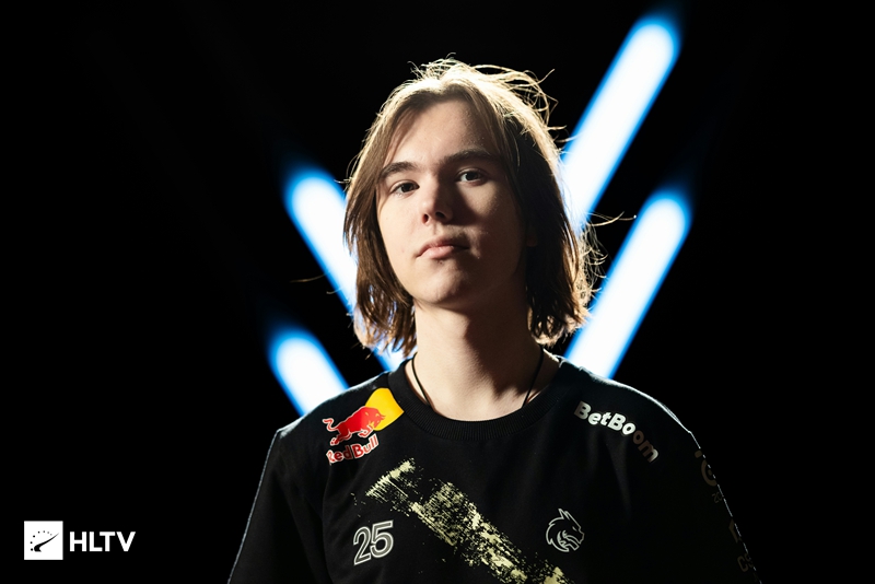 让它更贴近 让它更贴近