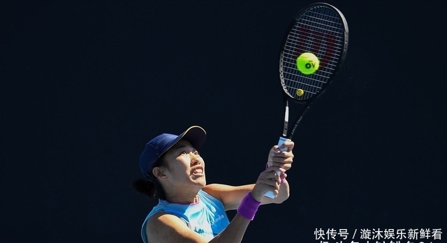 台下掌声不 台下掌声不